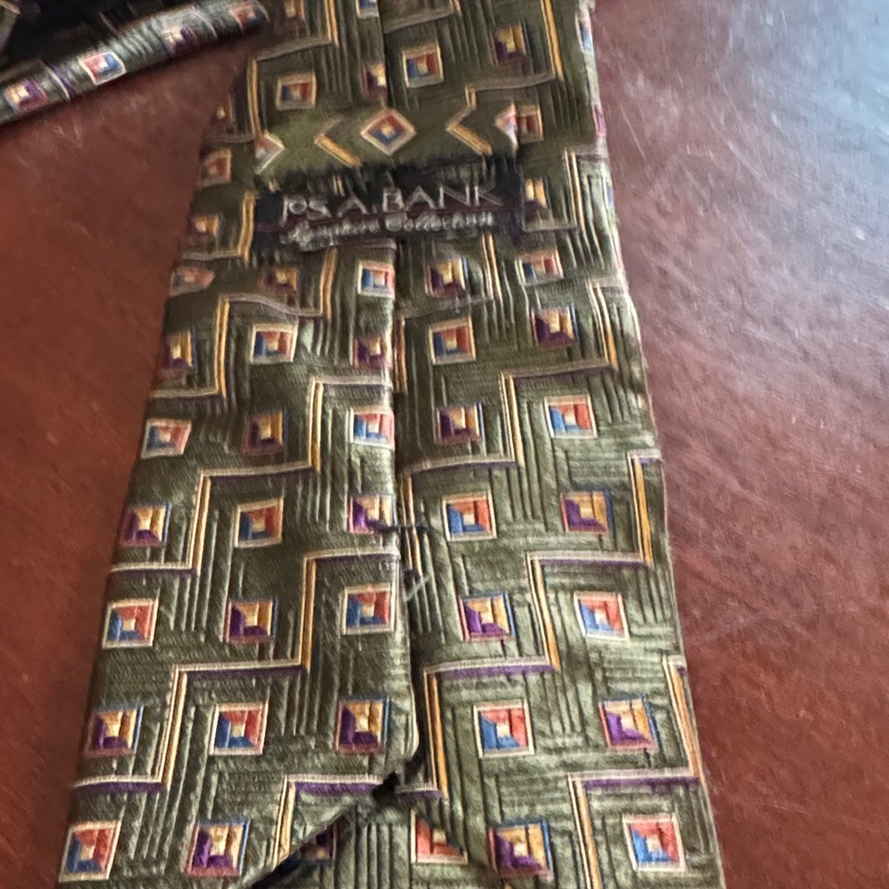 Jos. A. Bank Signature Collection Olive Geometric Tie